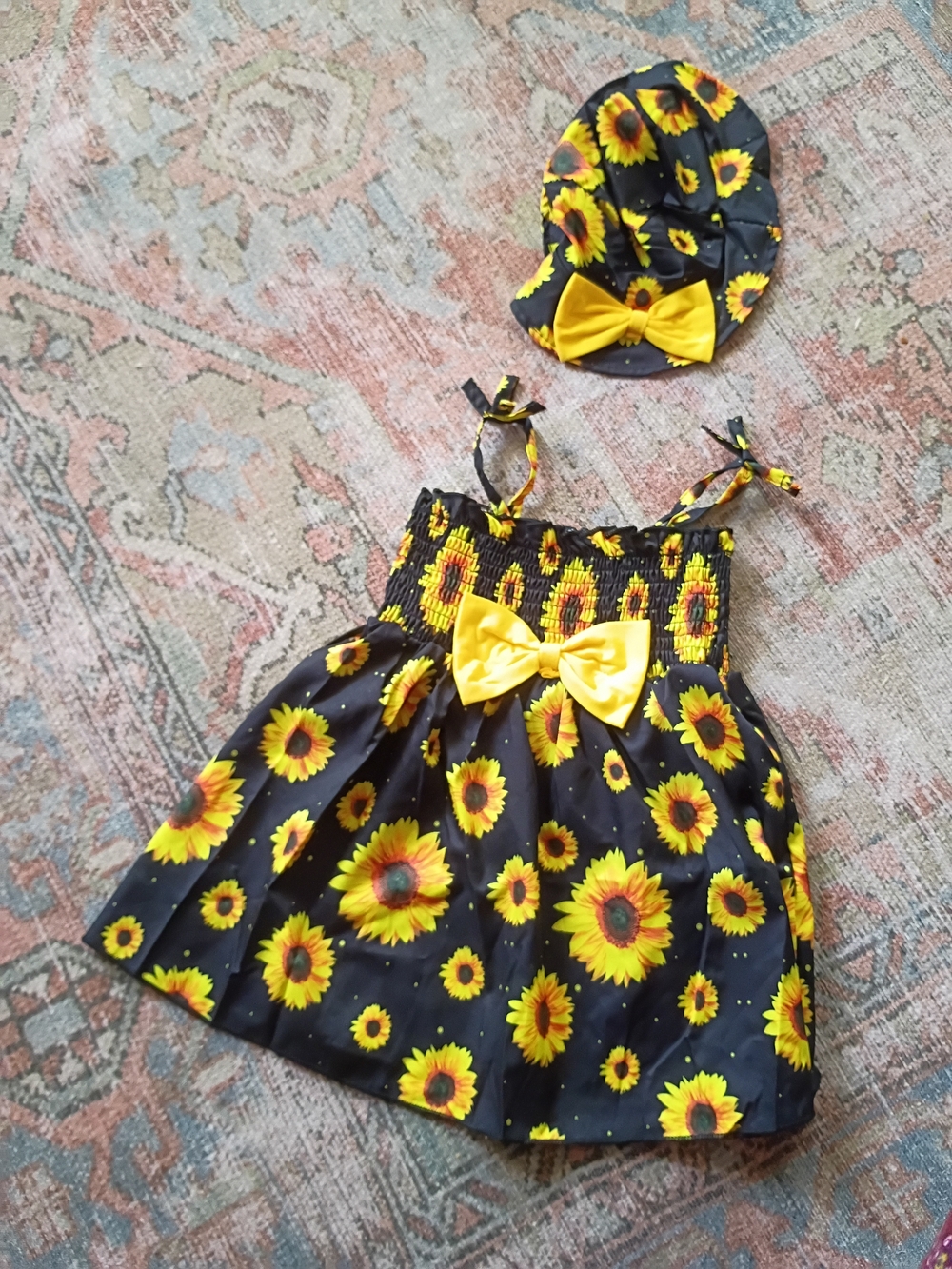 🌻Black & Yellow Girls Dress with Matching Hat 🌻
